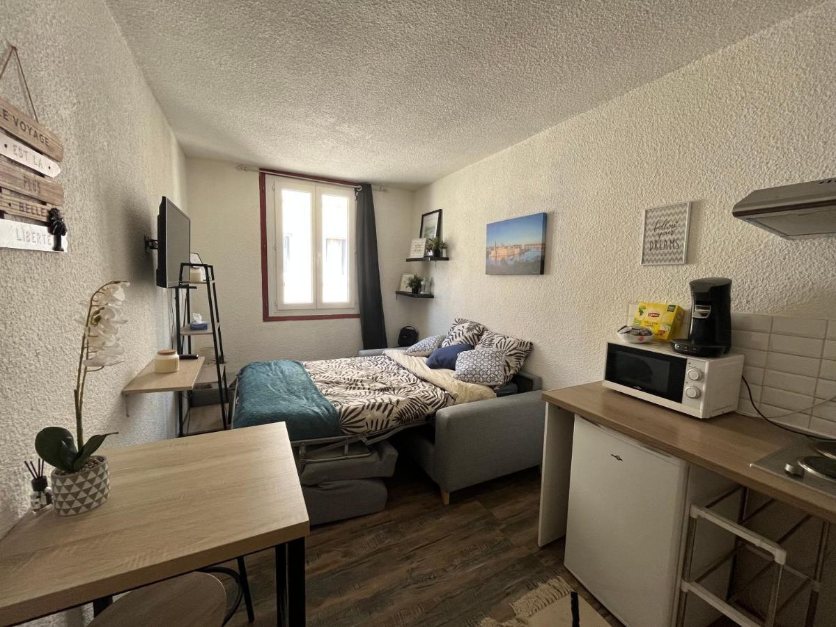 Charmant Studio A Proximite Du Vieux-Port Marseille Luaran gambar