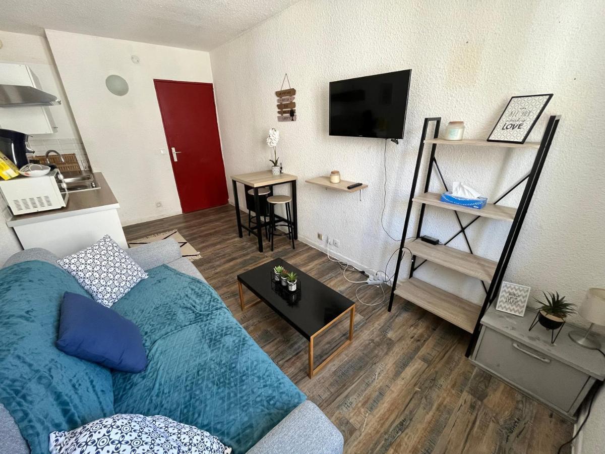 Charmant Studio A Proximite Du Vieux-Port Marseille Luaran gambar
